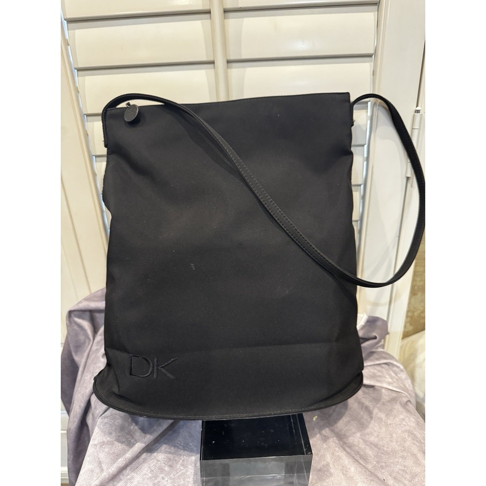 VINTAGE Donna Karan Black Bucket Purse LINED FLAT BOTTOM NEW YORK MINT 10"